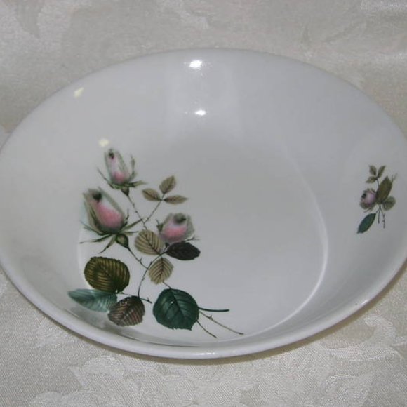 Vintage Soup Bowl Johnson Bros., England, MCM Snowhite Pink Long Stemmed Roses - Picture 6 of 7